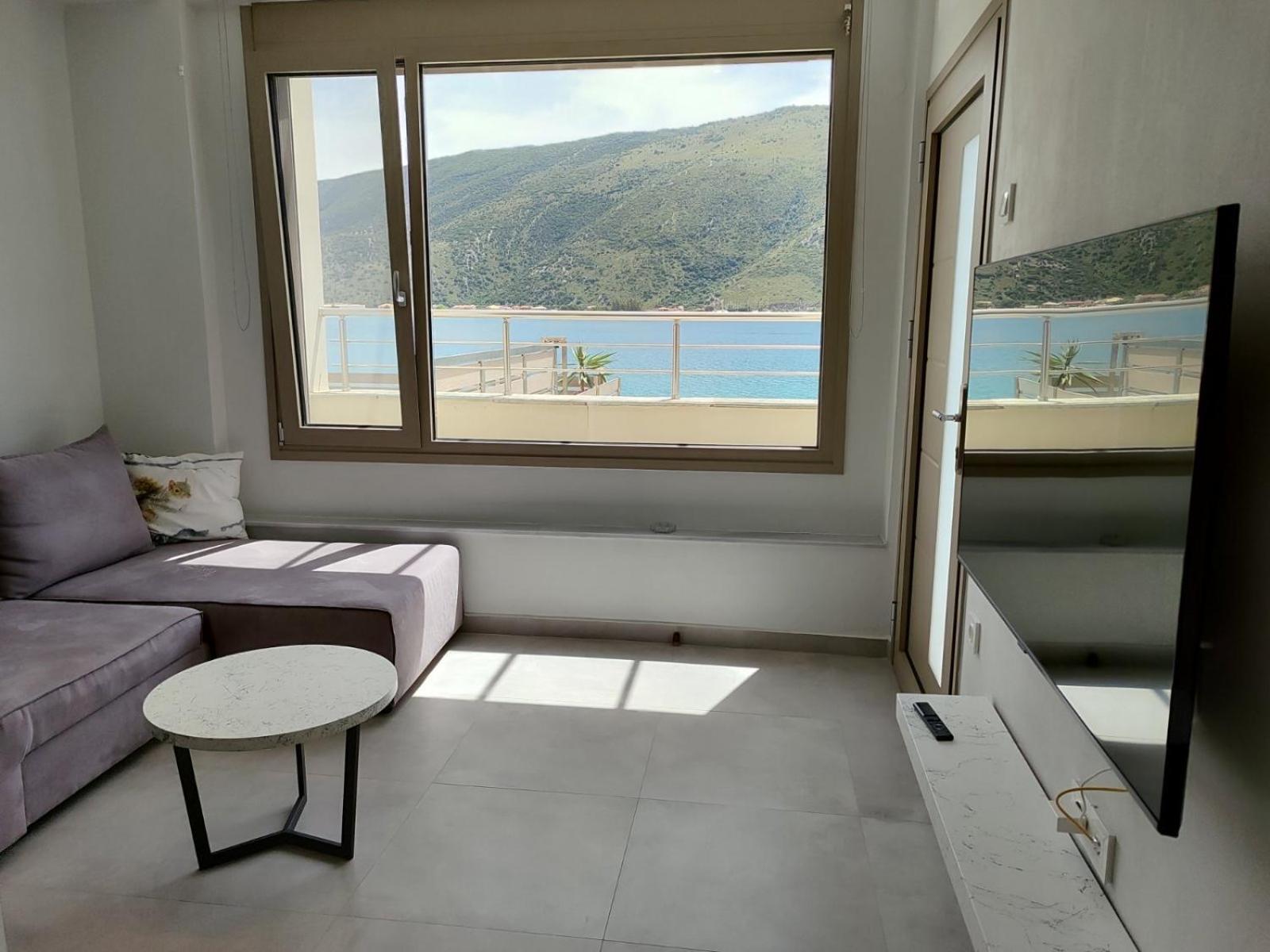 شقة Ocean Views بلاتاريا المظهر الخارجي الصورة